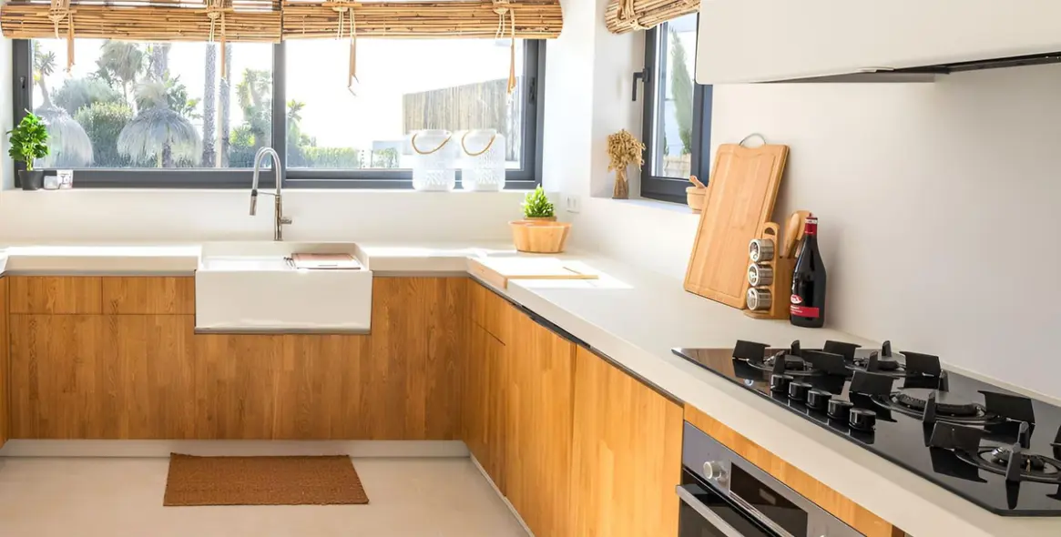 Sale of detached villa in Estepona 9