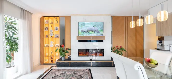 Venta de apartamento en planta media en Puerto Banús 4