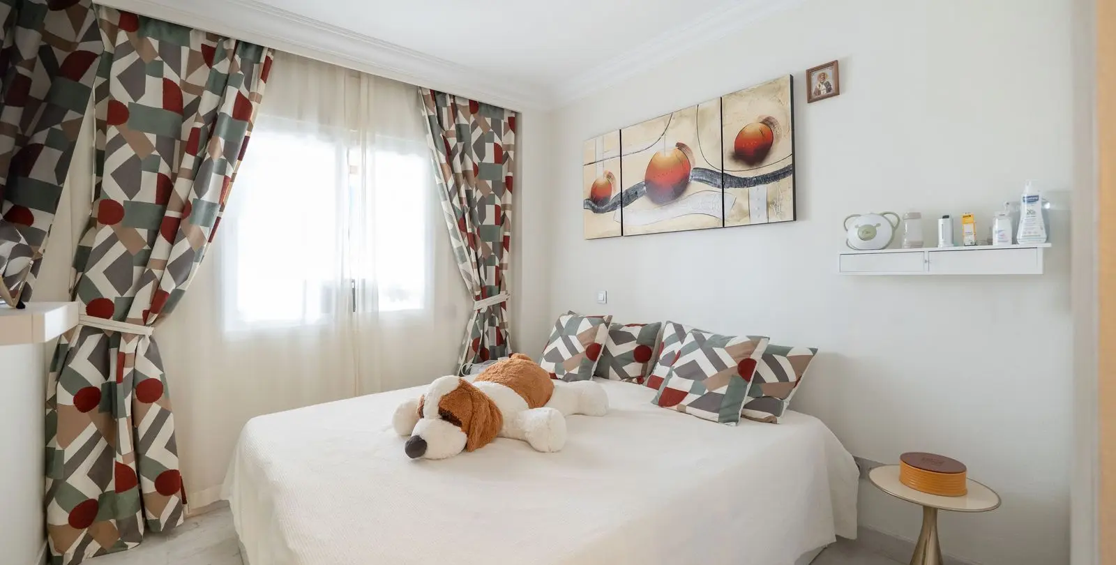Sale of middle floor apartment in Puerto Banús 19