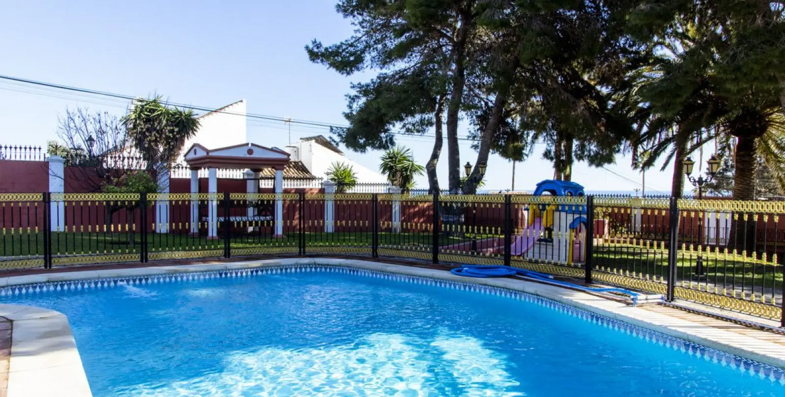 Venta de villa independiente en Estepona 6