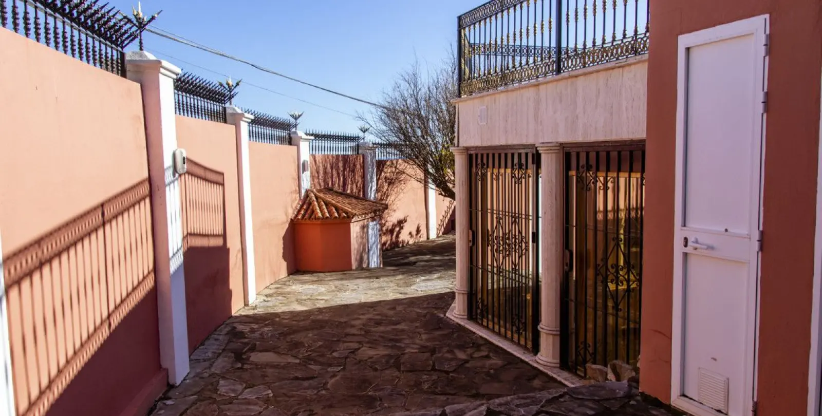 Venta de villa independiente en Estepona 37
