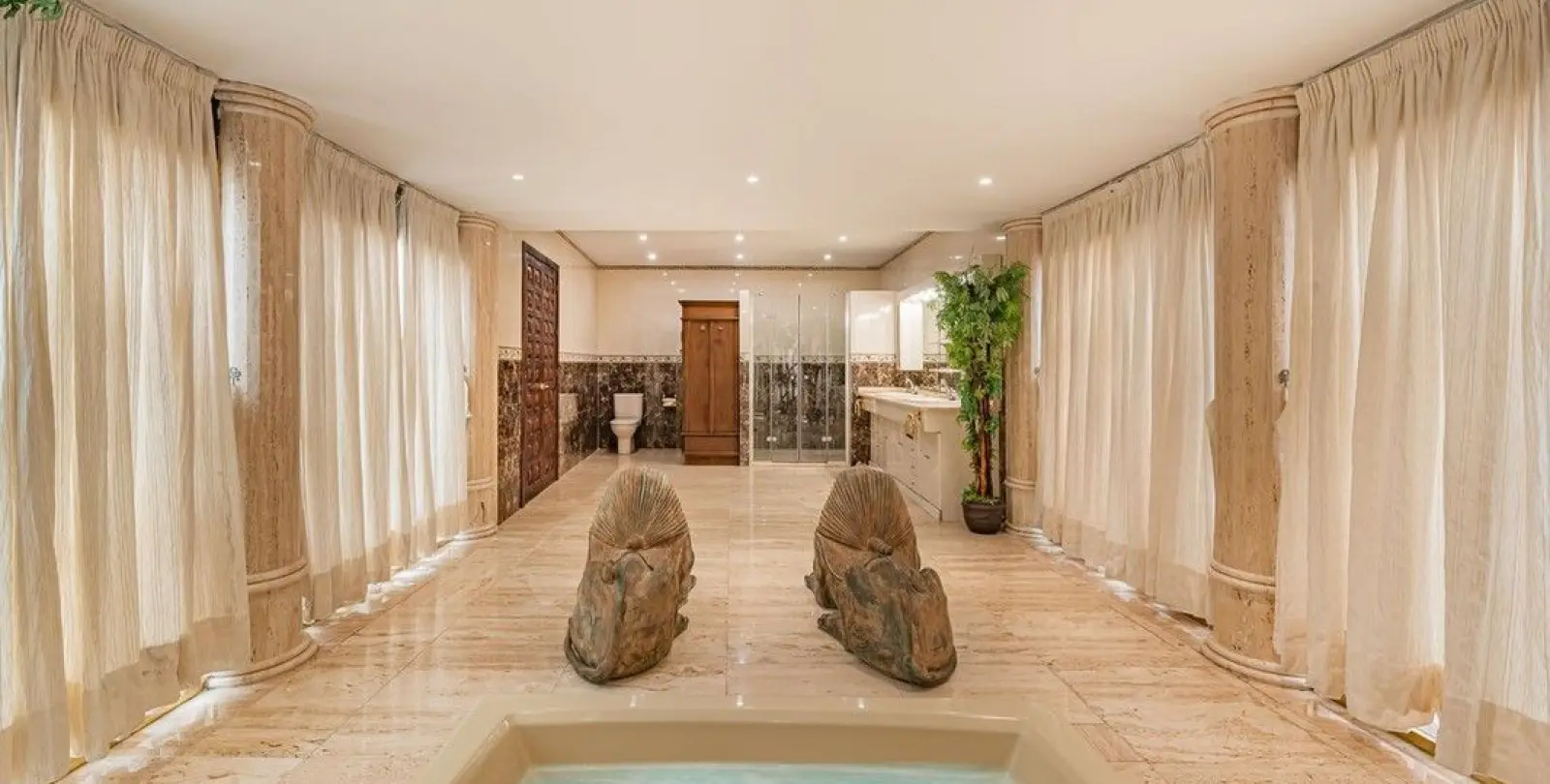 Venta de villa independiente en Estepona 52
