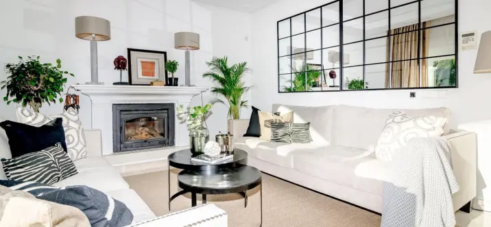 Venta de villa independiente en Nueva Andalucía 3