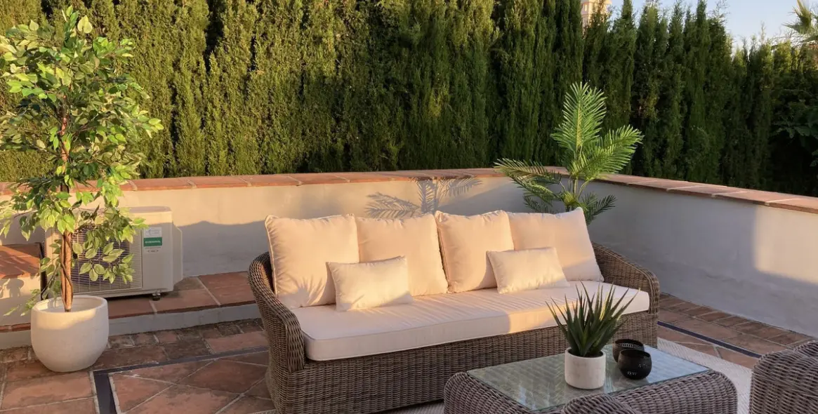 Venta de villa independiente en Nueva Andalucía 5