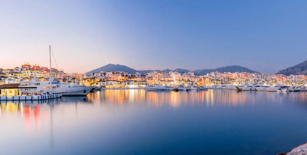 Продажа  жилого участка в Puerto Banús 1