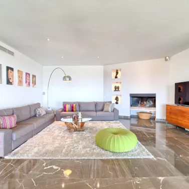 Venta de villa independiente en Los Flamingos