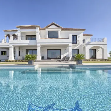 Venta de villa independiente en Los Flamingos