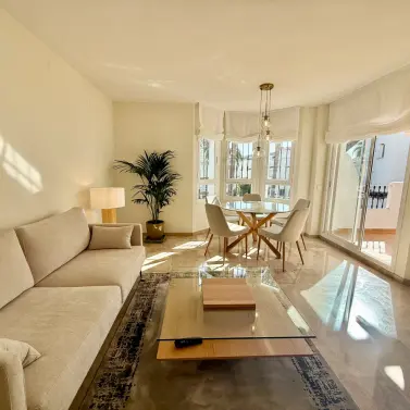 Long-term rent of penthouse duplex in Nueva Andalucía