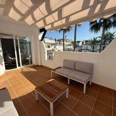 Long-term rent of penthouse duplex in Nueva Andalucía