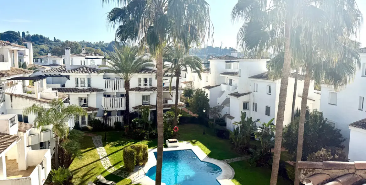 Долгосрочная аренда двухуровневого пентхауса в Nueva Andalucía 15