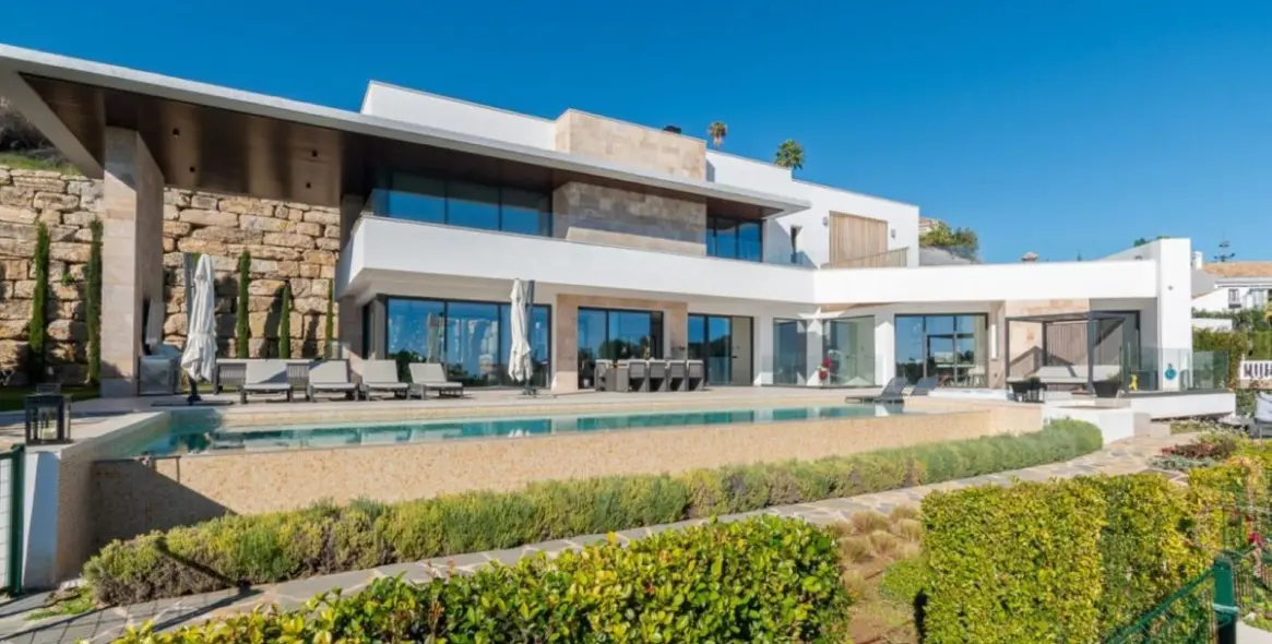 Venta de villa independiente en Los Arqueros 4