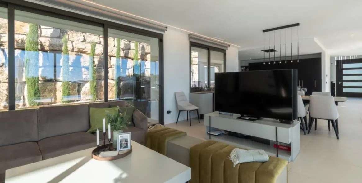 Venta de villa independiente en Los Arqueros 12