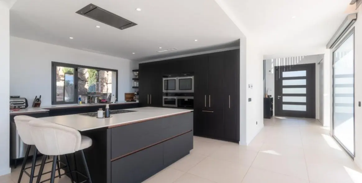 Venta de villa independiente en Los Arqueros 15