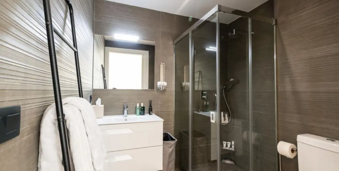 Продажа  отдельно стоящей виллы в Los Arqueros 31