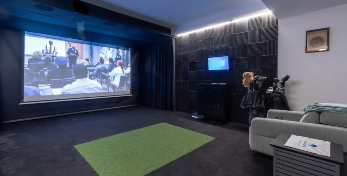 Продажа  отдельно стоящей виллы в Los Arqueros 35