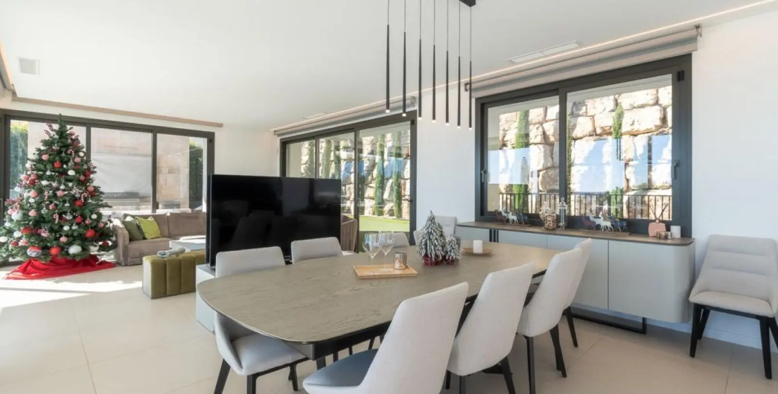 Venta de villa independiente en Los Arqueros 11