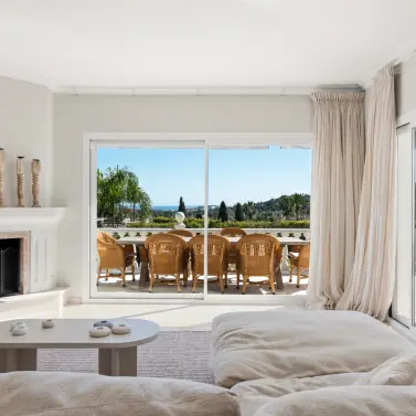 Alquiler a corto plazo de villa independiente en Nueva Andalucía