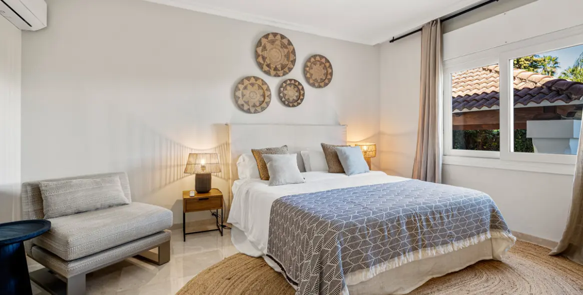 Short-term rent of detached villa in Nueva Andalucía 17