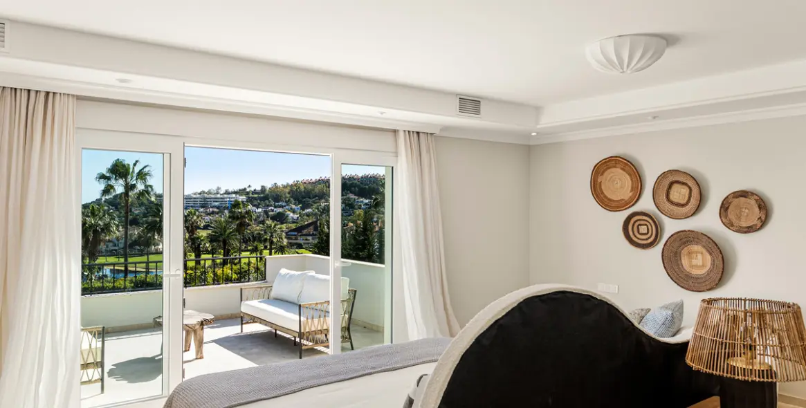 Short-term rent of detached villa in Nueva Andalucía 26