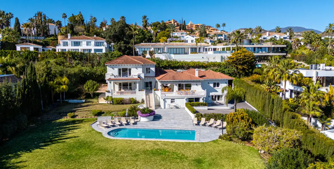 Short-term rent of detached villa in Nueva Andalucía 60