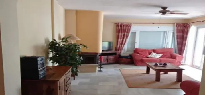 Sale of middle floor apartment in Cabopino 1