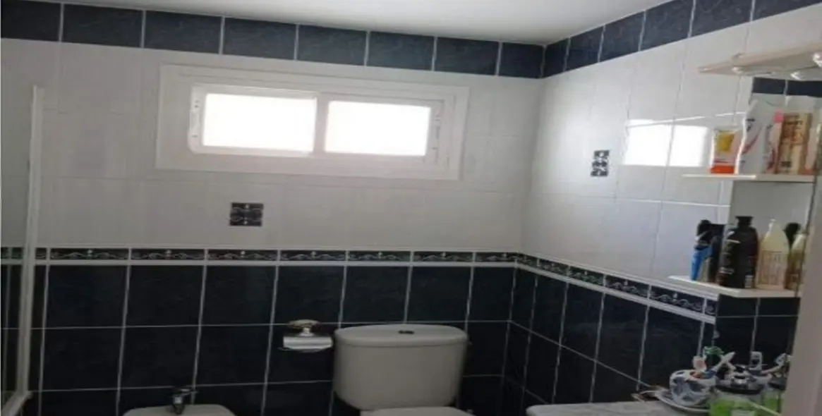 Sale of middle floor apartment in Cabopino 7