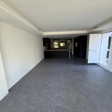 Venta de apartamento en planta baja en Nueva Andalucía