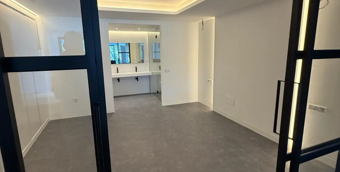 Sale of ground floor apartment in Nueva Andalucía 3