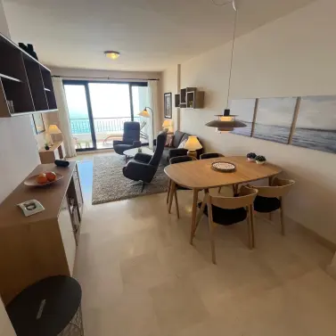 Продажа апартаментов на среднем этаже в Torrox Costa