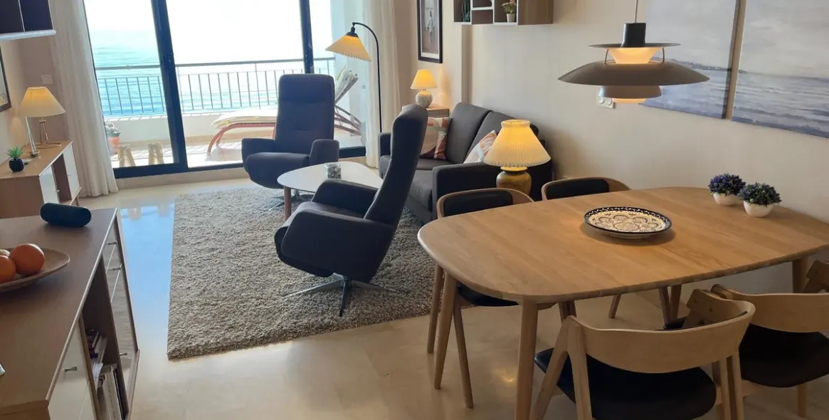 Sale of middle floor apartment in Torrox Costa 10