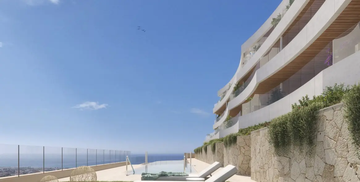 Продажа апартаментов на первом этаже в Rincón de la Victoria 10