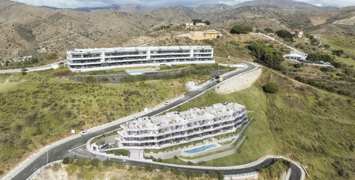 Продажа апартаментов на первом этаже в Rincón de la Victoria 12