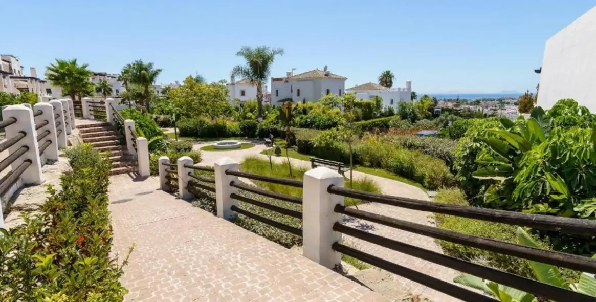 Продажа пентхауса в Estepona 18