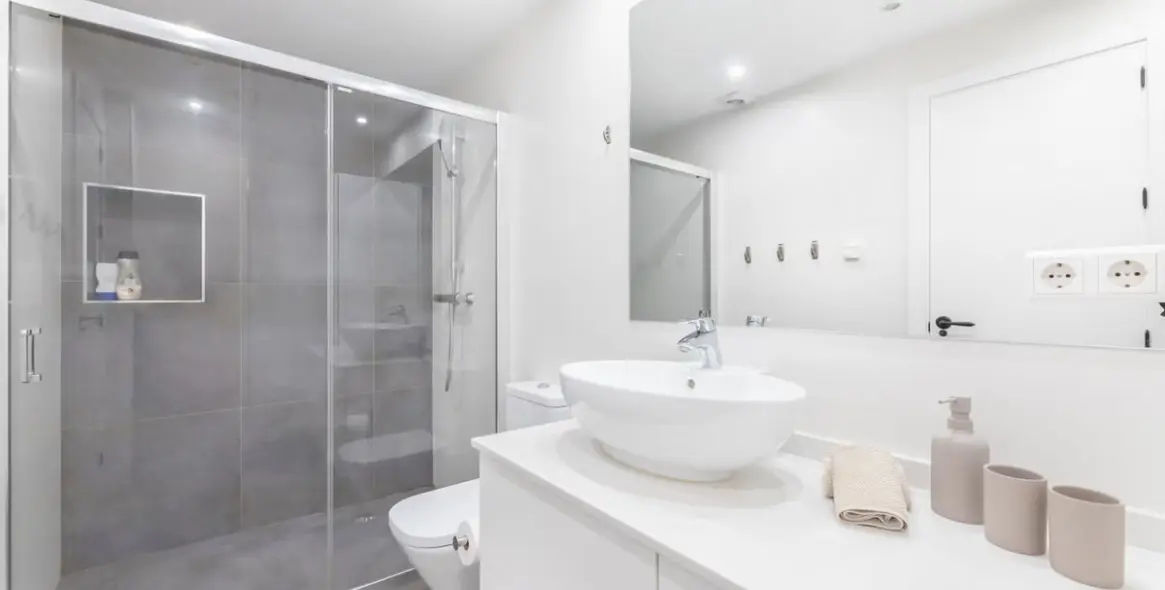 Venta de adosado en Elviria 14