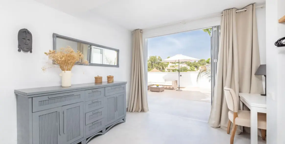 Venta de adosado en Elviria 17