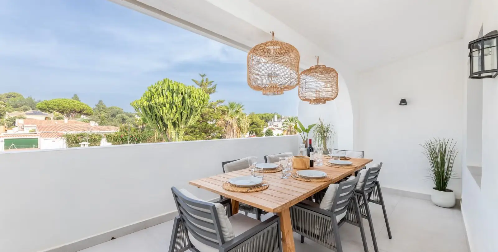 Sale of townhouse in Elviria 5