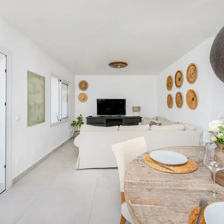 Sale of townhouse in Elviria