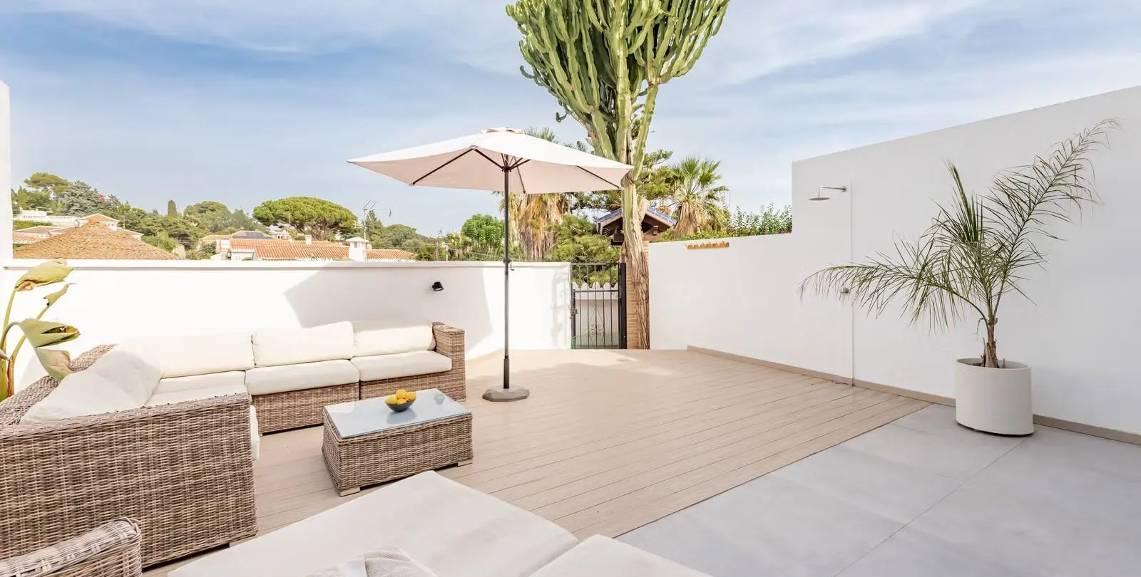 Sale of townhouse in Elviria 8