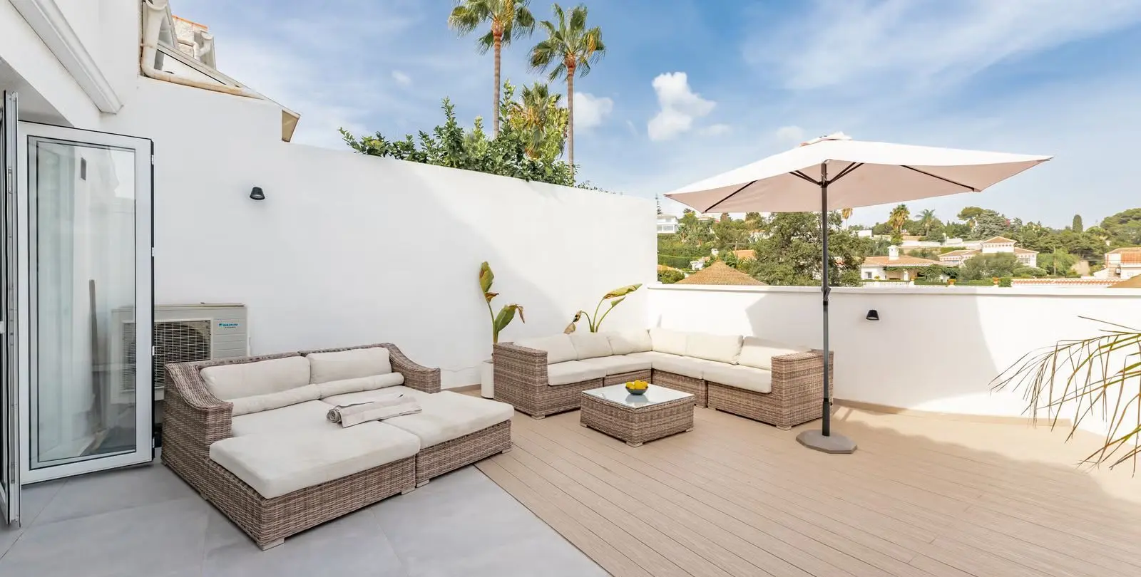 Sale of townhouse in Elviria 20