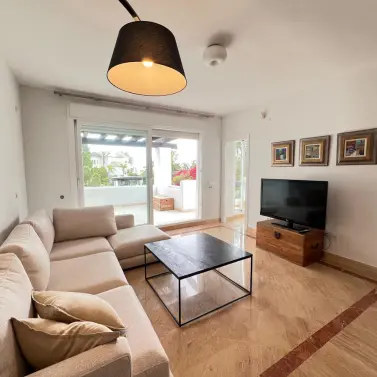 Продажа апартаментов на среднем этаже в Río Real