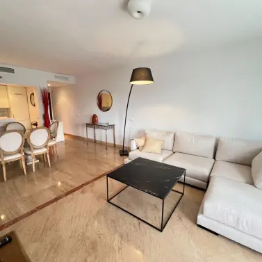 Продажа апартаментов на среднем этаже в Río Real