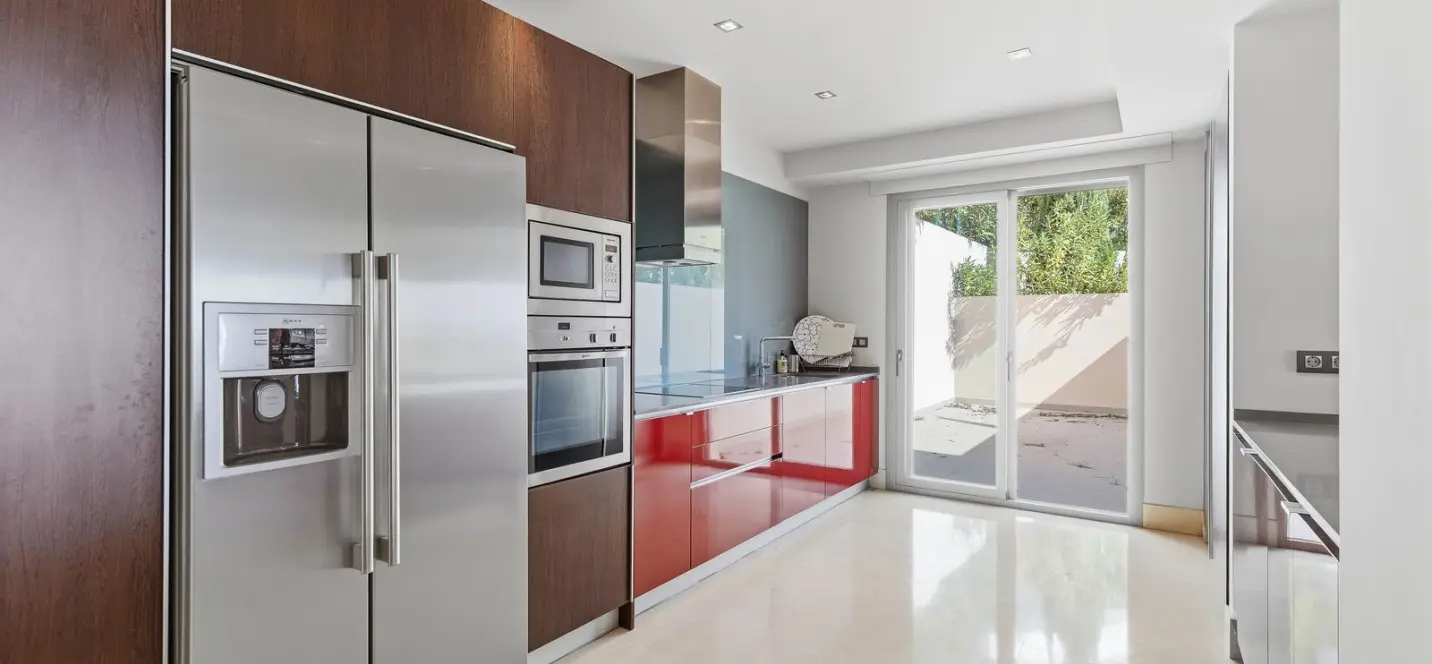Sale of middle floor apartment in Los Arqueros 4