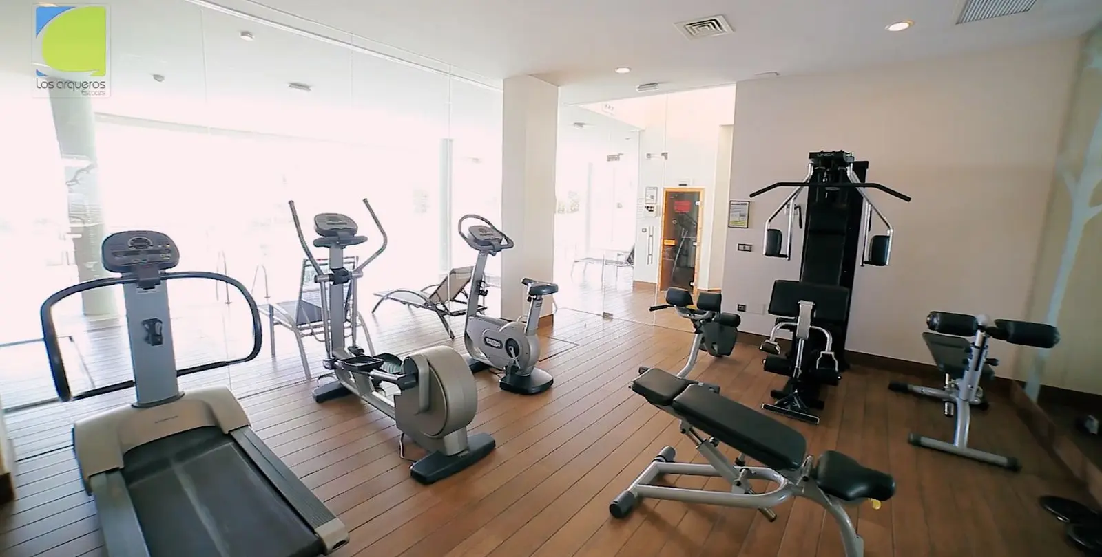 Sale of middle floor apartment in Los Arqueros 10
