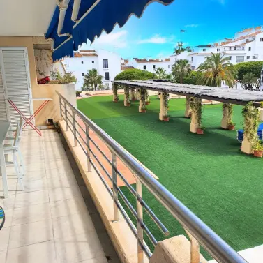 Продажа апартаментов на среднем этаже в Puerto Banús