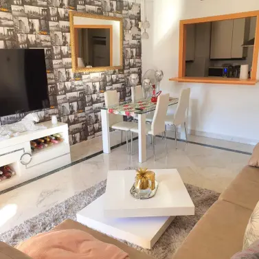 Продажа апартаментов на среднем этаже в Puerto Banús