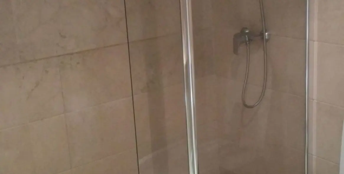 Sale of middle floor apartment in Puerto Banús 15