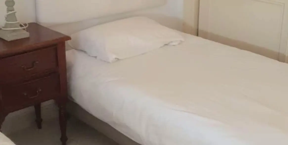 Sale of middle floor apartment in Puerto Banús 19