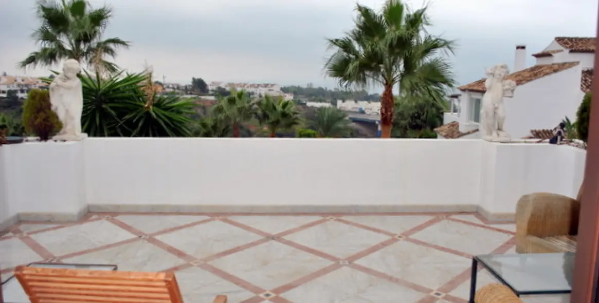 Продажа апартаментов на среднем этаже в Sierra Blanca 14