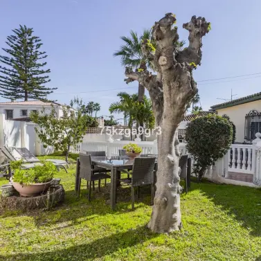 Sale of detached villa in Benalmadena Costa