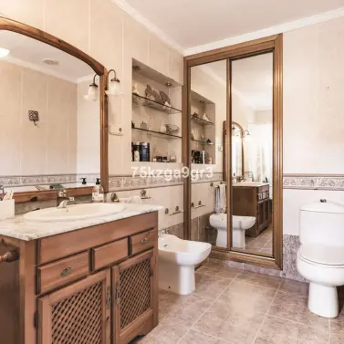 Sale of detached villa in Benalmadena Costa